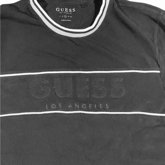 GUESS Black and White Men's Short Sleeve Tee - Picture 4 of 5
